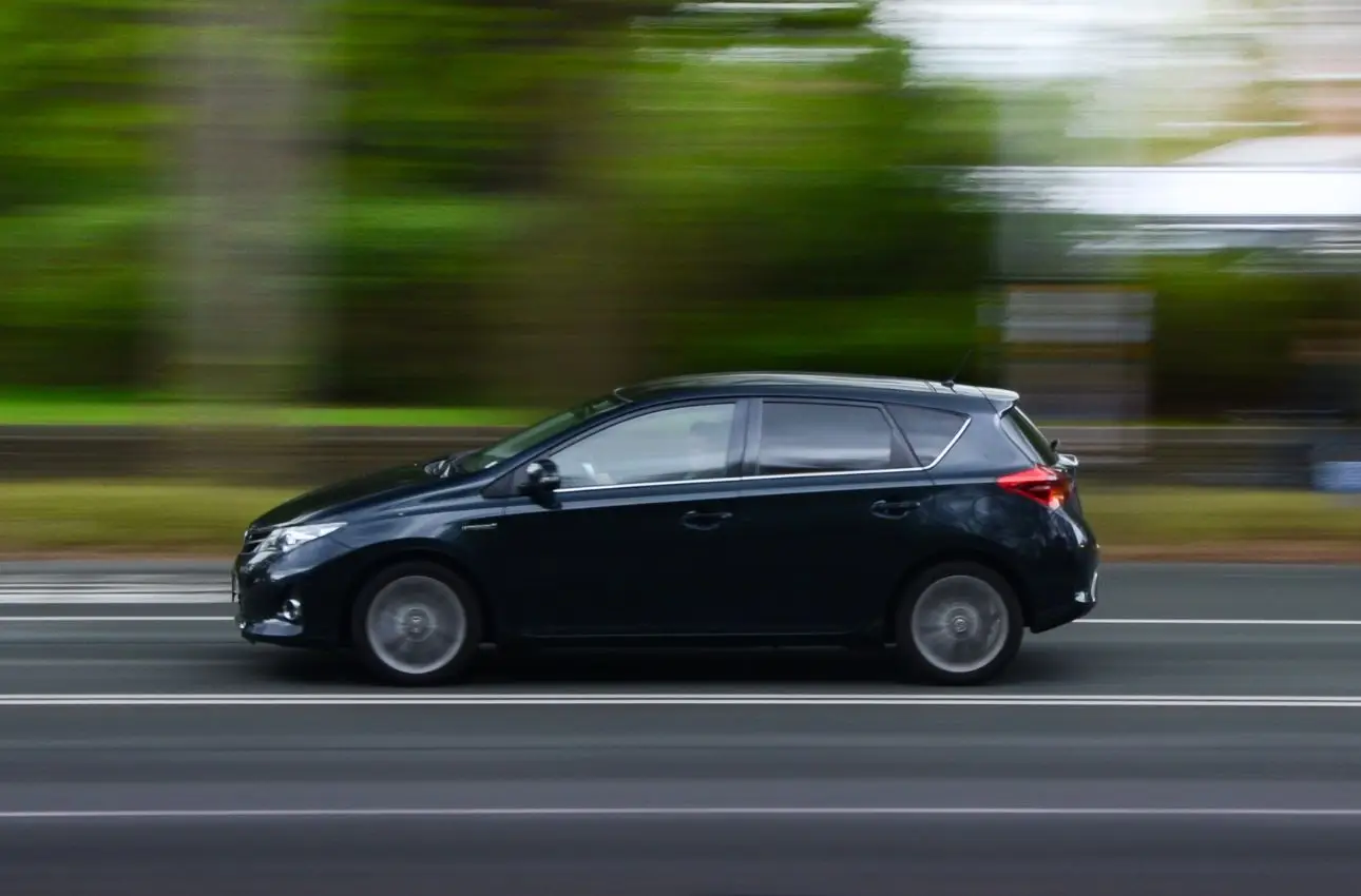 Nuovi autovelox in arrivo: da quale distanza ti beccano (e perché frenare all’ultimo non serve più) Immagine selezionata