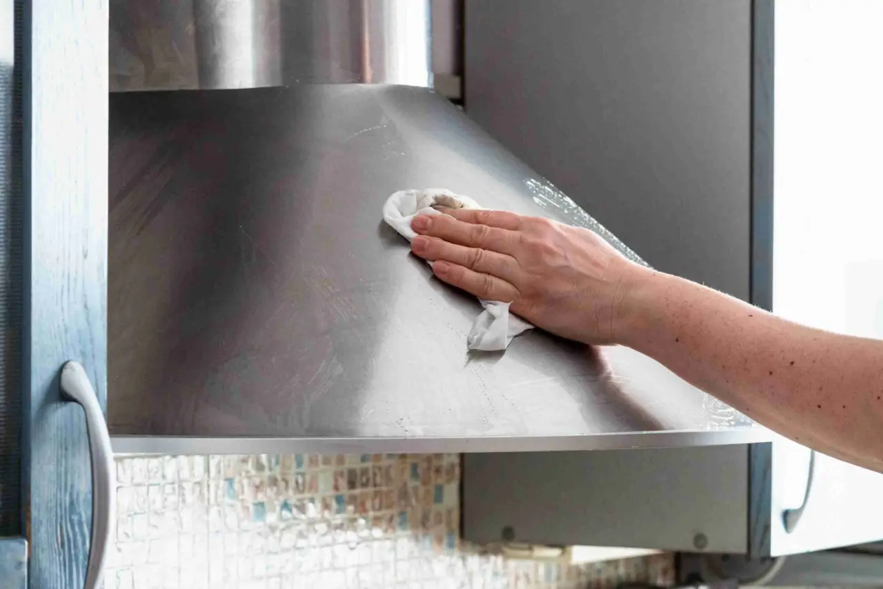 Come pulire la cappa della cucina: ecco il metodo semplice ed efficace Immagine selezionata