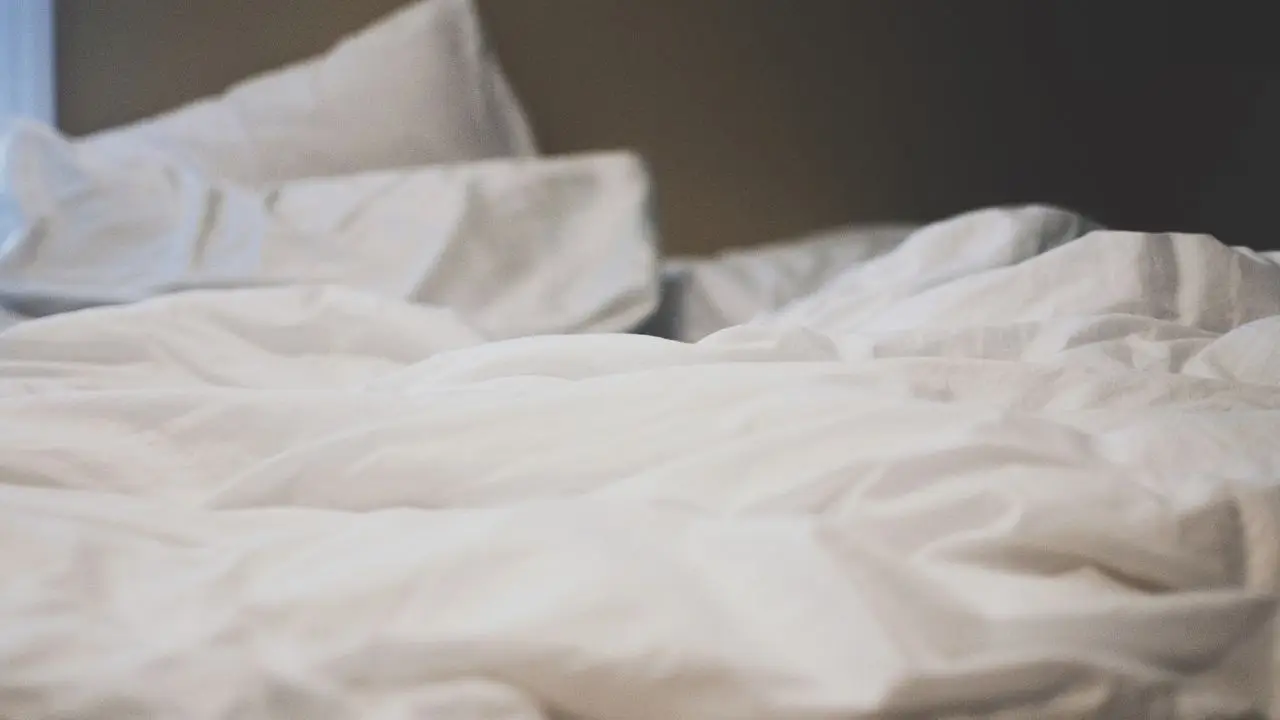 Come lavare il piumone a casa e risparmiare quando non entra più in lavatrice Come lavare il piumone a casa e risparmiare quando non entra più in lavatrice
